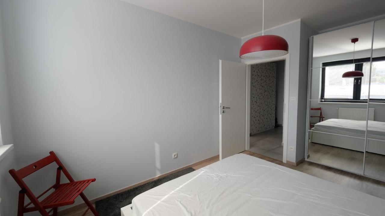 Air-Conditioned, 2 Room Apartment With Terrace Братислава Экстерьер фото